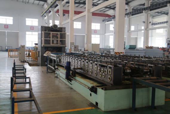 生产设备-冲床生产线